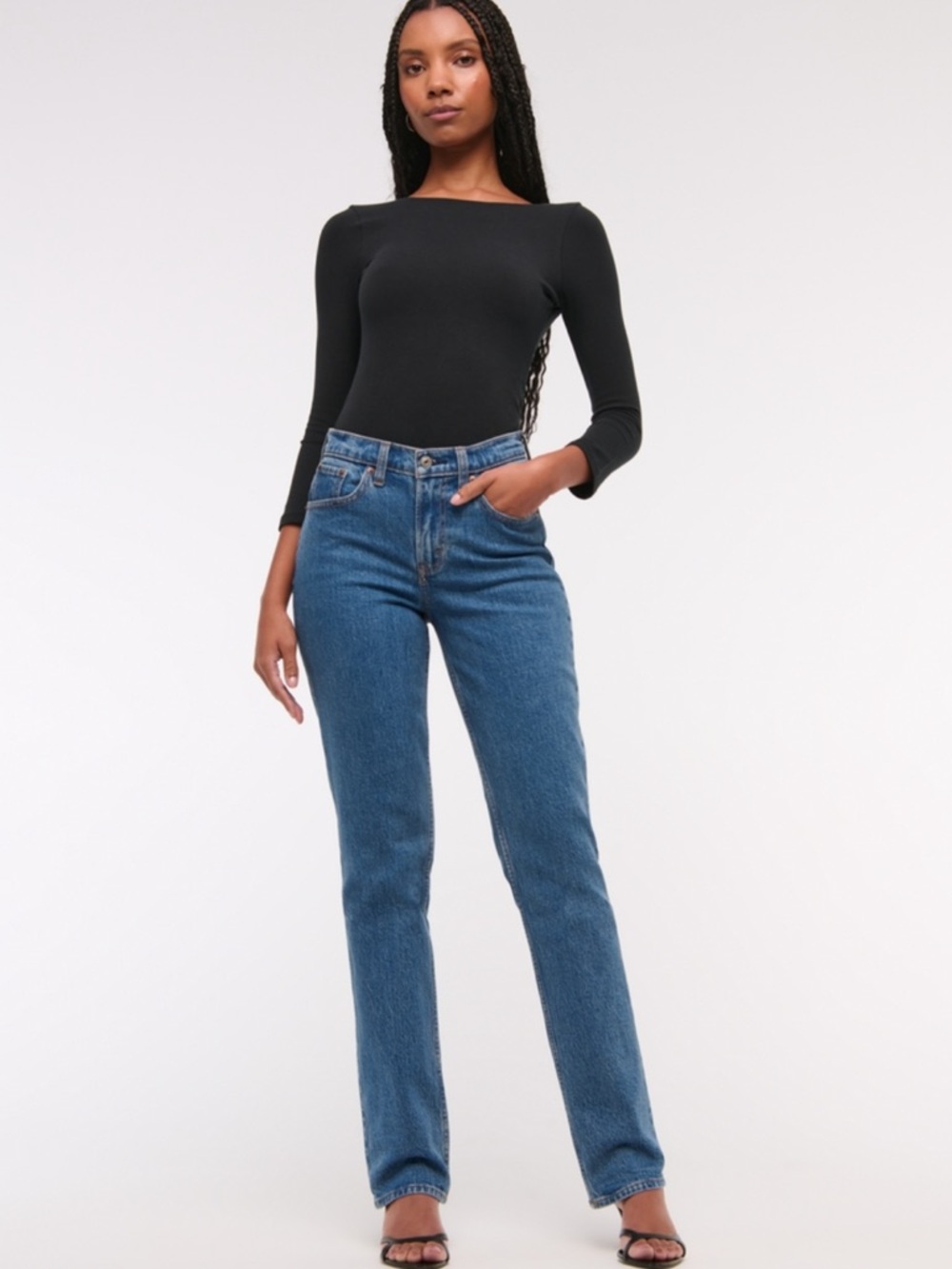 NWT Abercrombie & Fitch The 90’s Straight Curve Love Jean Mid Rise Size 26 Short